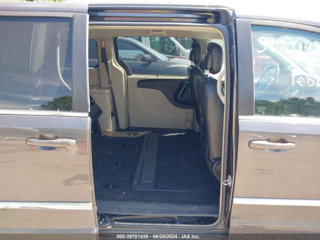 Photo 7 VIN: 2C4RC1BG2FR678133 - CHRYSLER TOWN & COUNTRY 