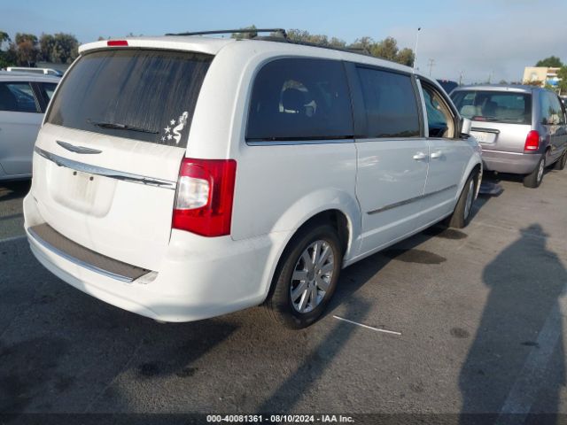 Photo 3 VIN: 2C4RC1BG2FR696356 - CHRYSLER TOWN AND COUNTRY 