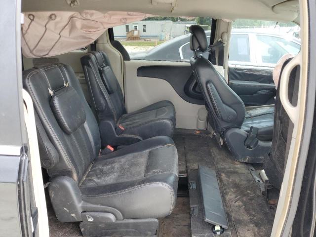 Photo 10 VIN: 2C4RC1BG2FR706285 - CHRYSLER TOWN & COU 