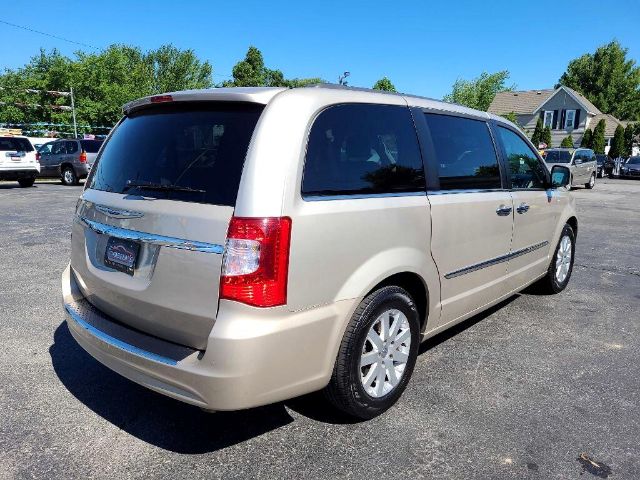 Photo 4 VIN: 2C4RC1BG2FR752943 - CHRYSLER TOWN & COUNTRY 