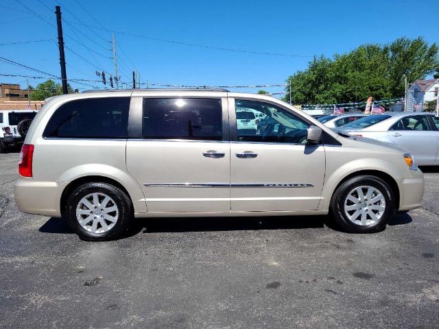 Photo 5 VIN: 2C4RC1BG2FR752943 - CHRYSLER TOWN & COUNTRY 