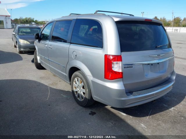 Photo 2 VIN: 2C4RC1BG2GR175042 - CHRYSLER TOWN COUNTRY 