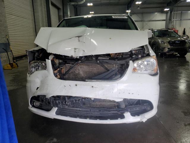 Photo 4 VIN: 2C4RC1BG2GR206838 - CHRYSLER TOWN & COU 