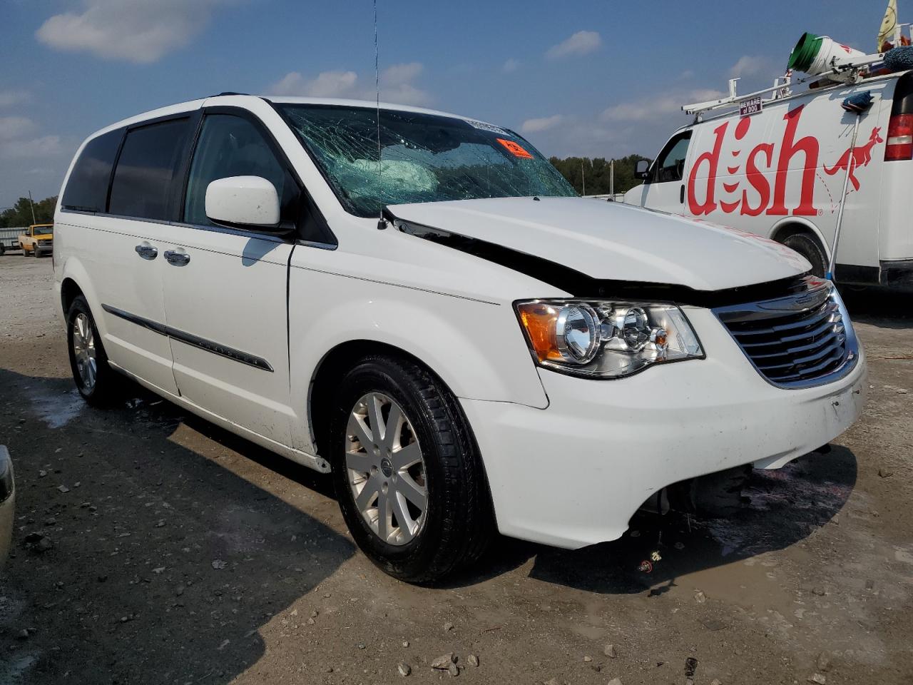 Photo 3 VIN: 2C4RC1BG2GR222215 - CHRYSLER TOWN & COUNTRY 