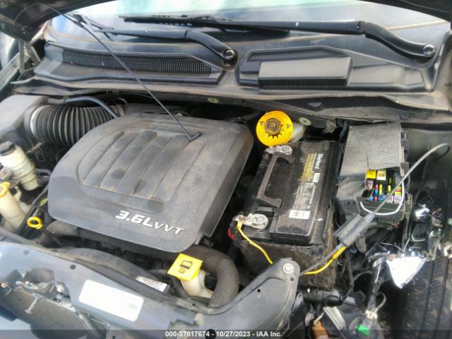 Photo 9 VIN: 2C4RC1BG2GR239483 - CHRYSLER TOWN & COUNTRY 