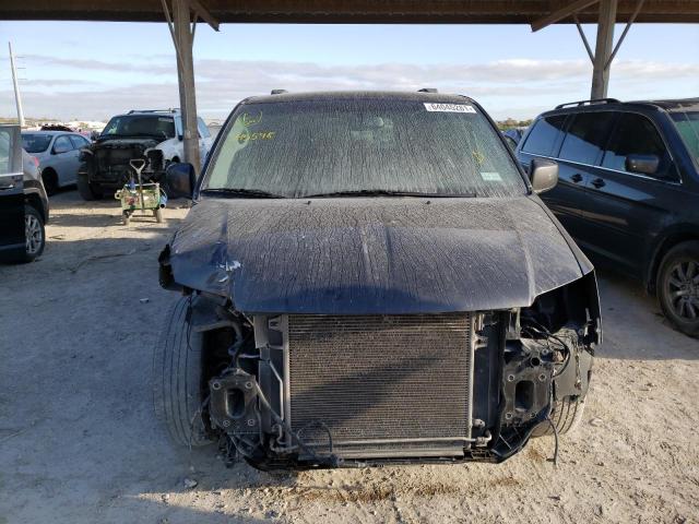 Photo 8 VIN: 2C4RC1BG2GR295598 - CHRYSLER TOWN &AMP COU 