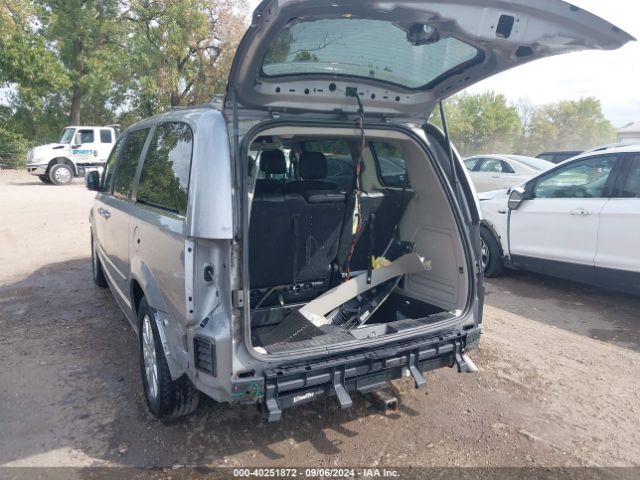 Photo 5 VIN: 2C4RC1BG2GR300153 - CHRYSLER TOWN AND COUNTRY 