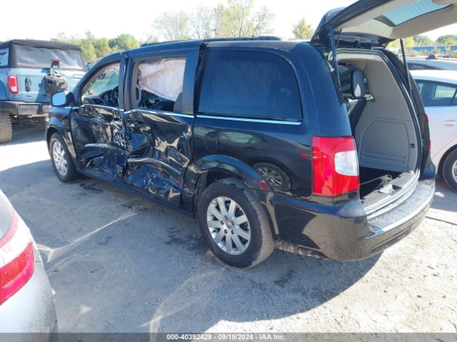 Photo 2 VIN: 2C4RC1BG2GR305658 - CHRYSLER TOWN AND COUNTRY 