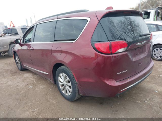 Photo 2 VIN: 2C4RC1BG2HR535119 - CHRYSLER PACIFICA 