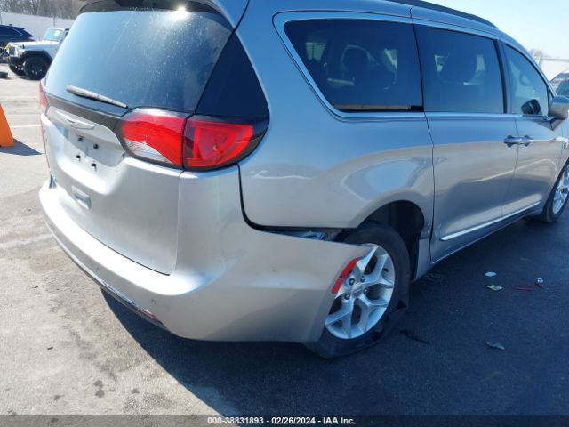 Photo 5 VIN: 2C4RC1BG2HR553264 - CHRYSLER PACIFICA 