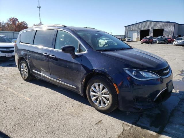 Photo 3 VIN: 2C4RC1BG2HR576236 - CHRYSLER PACIFICA 