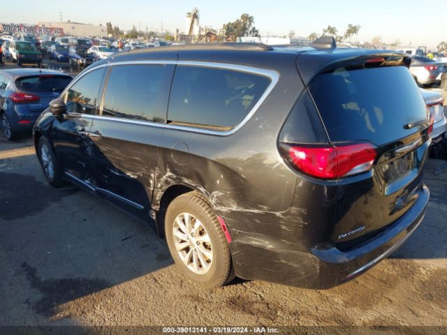 Photo 2 VIN: 2C4RC1BG2HR654708 - CHRYSLER PACIFICA 