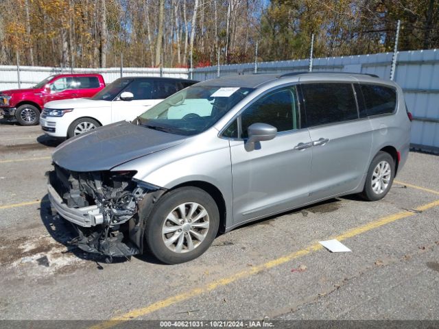 Photo 1 VIN: 2C4RC1BG2HR702384 - CHRYSLER PACIFICA 