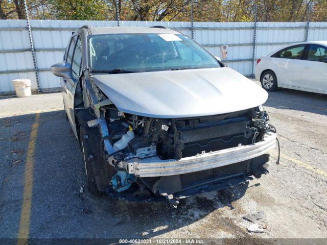 Photo 5 VIN: 2C4RC1BG2HR702384 - CHRYSLER PACIFICA 