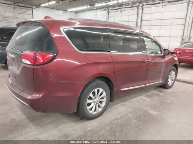 Photo 3 VIN: 2C4RC1BG2HR703065 - CHRYSLER PACIFICA 