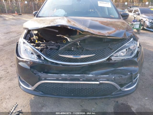 Photo 5 VIN: 2C4RC1BG2HR745414 - CHRYSLER PACIFICA 