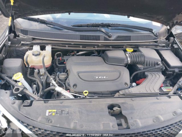 Photo 9 VIN: 2C4RC1BG2HR788165 - CHRYSLER PACIFICA 