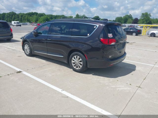 Photo 2 VIN: 2C4RC1BG2HR795083 - CHRYSLER PACIFICA 