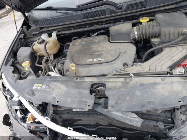 Photo 9 VIN: 2C4RC1BG2HR831547 - CHRYSLER PACIFICA 