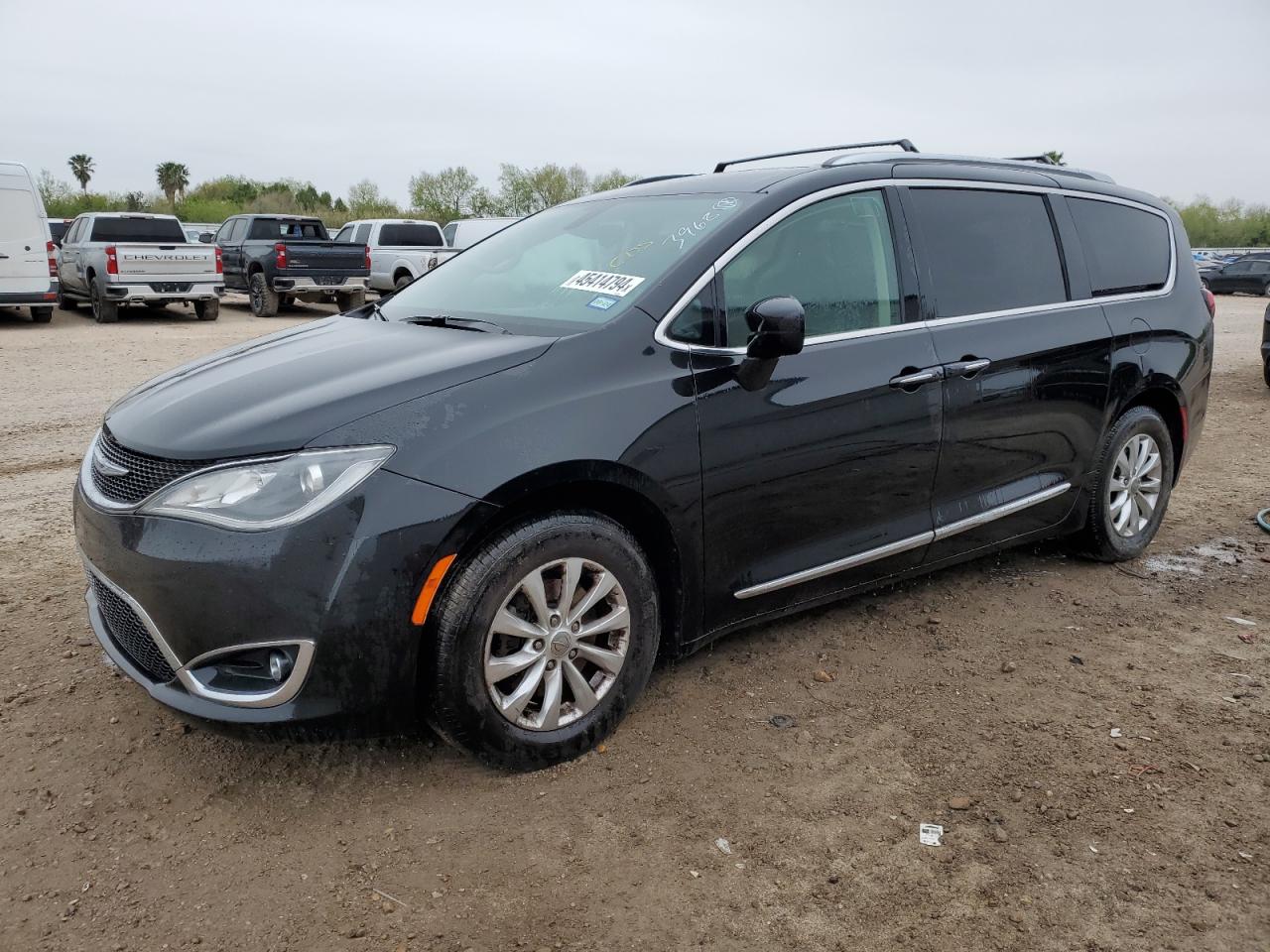 Photo 0 VIN: 2C4RC1BG2JR153968 - CHRYSLER PACIFICA 