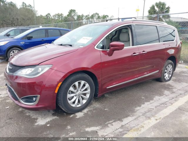 Photo 1 VIN: 2C4RC1BG2JR171032 - CHRYSLER PACIFICA 