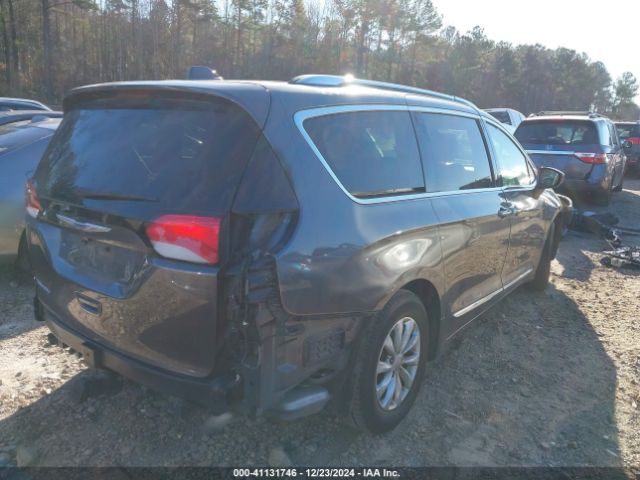 Photo 3 VIN: 2C4RC1BG2JR235652 - CHRYSLER PACIFICA 