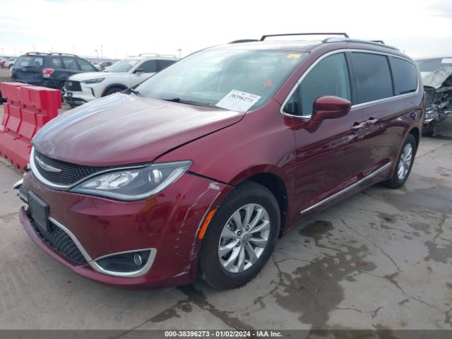 Photo 1 VIN: 2C4RC1BG2JR246067 - CHRYSLER PACIFICA 