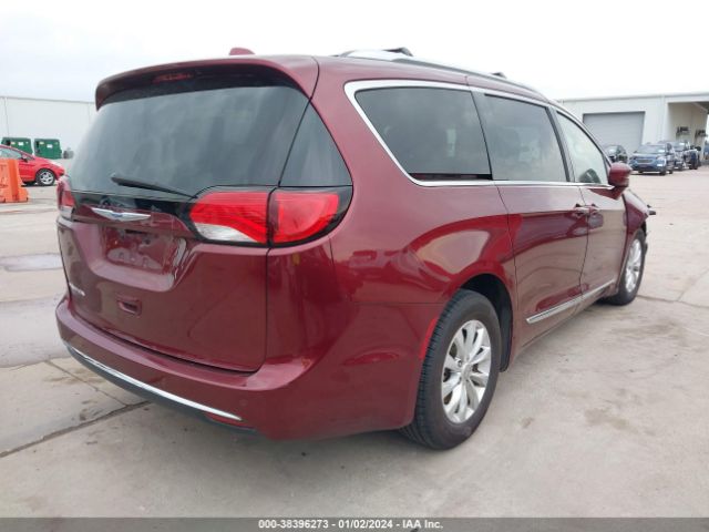 Photo 3 VIN: 2C4RC1BG2JR246067 - CHRYSLER PACIFICA 