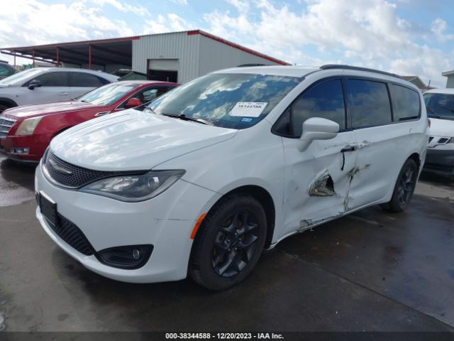 Photo 1 VIN: 2C4RC1BG2JR292966 - CHRYSLER PACIFICA 