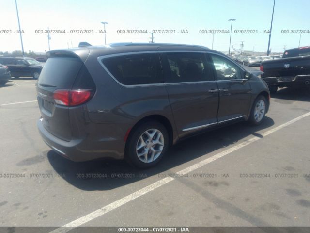 Photo 3 VIN: 2C4RC1BG2KR570380 - CHRYSLER PACIFICA 