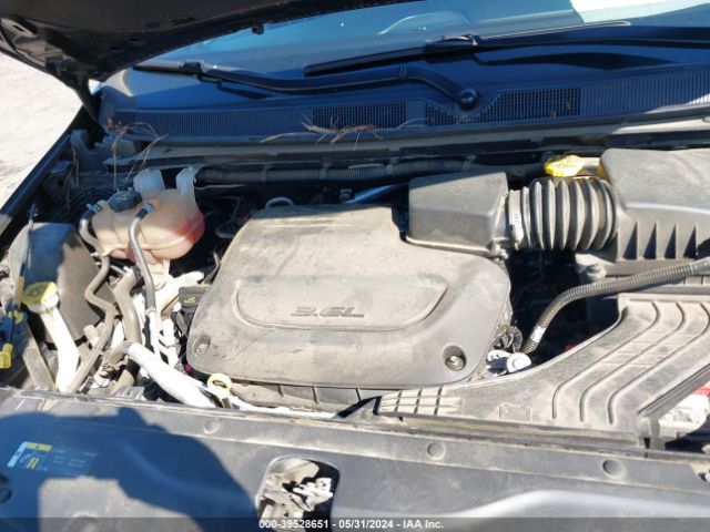 Photo 9 VIN: 2C4RC1BG2KR733335 - CHRYSLER PACIFICA 