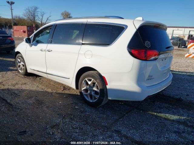 Photo 2 VIN: 2C4RC1BG2LR115742 - CHRYSLER PACIFICA 