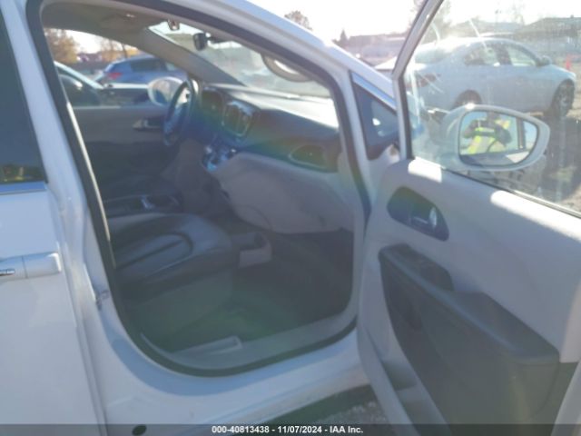 Photo 4 VIN: 2C4RC1BG2LR115742 - CHRYSLER PACIFICA 