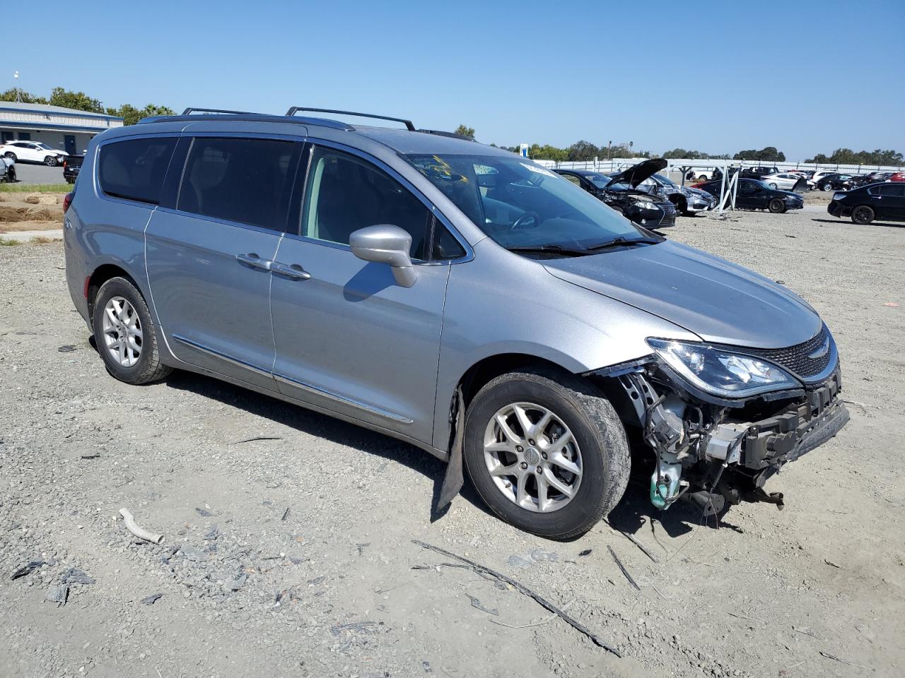 Photo 3 VIN: 2C4RC1BG2LR133559 - CHRYSLER PACIFICA 