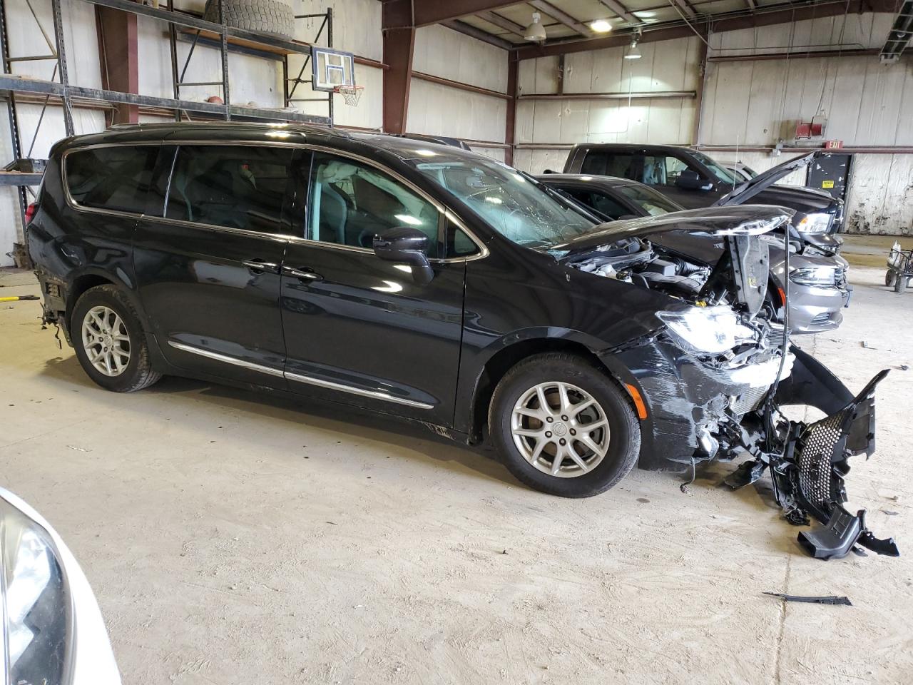 Photo 3 VIN: 2C4RC1BG2LR232950 - CHRYSLER PACIFICA 