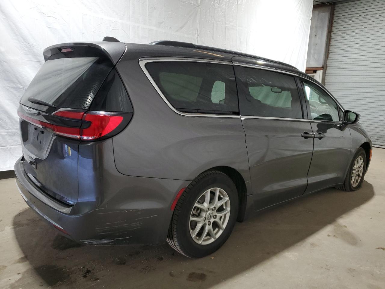 Photo 2 VIN: 2C4RC1BG2NR170520 - CHRYSLER PACIFICA 