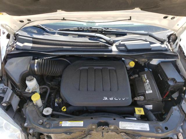 Photo 6 VIN: 2C4RC1BG3CR136938 - CHRYSLER TOWN & COU 