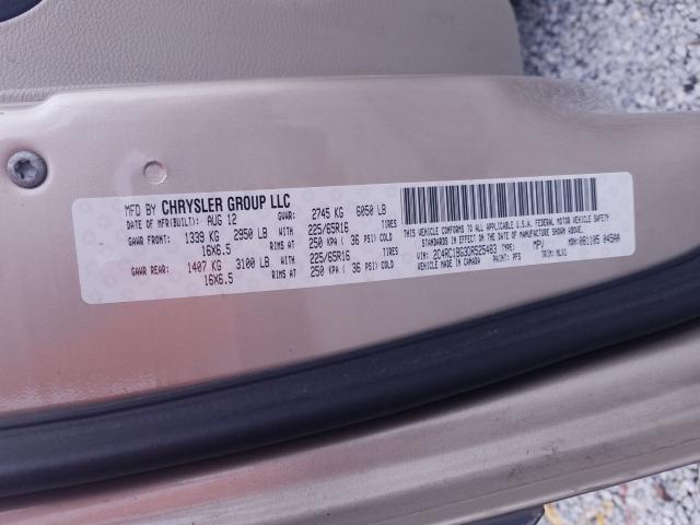 Photo 9 VIN: 2C4RC1BG3DR525483 - CHRYSLER TOWN & COU 