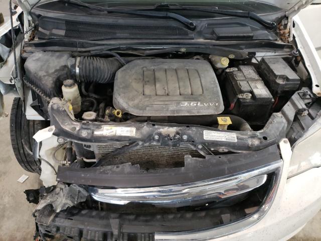 Photo 6 VIN: 2C4RC1BG3DR577244 - CHRYSLER TOWN &AMP COU 