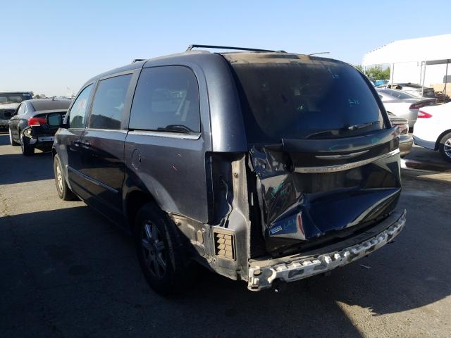 Photo 2 VIN: 2C4RC1BG3DR594982 - CHRYSLER TOWN &AMP COU 