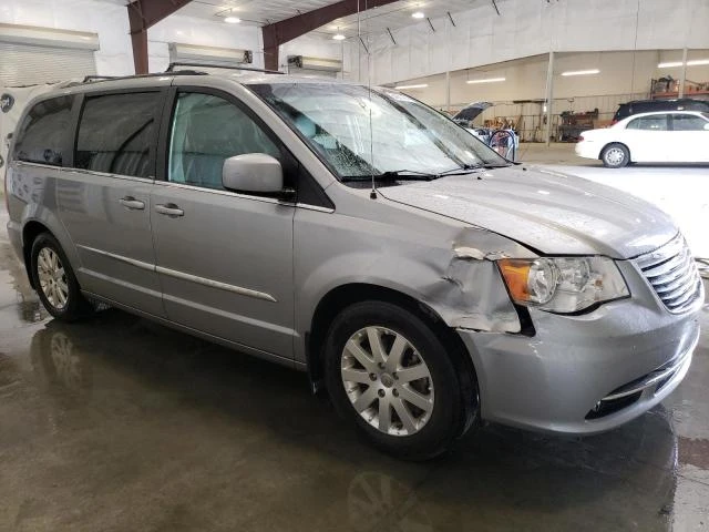 Photo 3 VIN: 2C4RC1BG3DR632565 - CHRYSLER TOWN & COU 