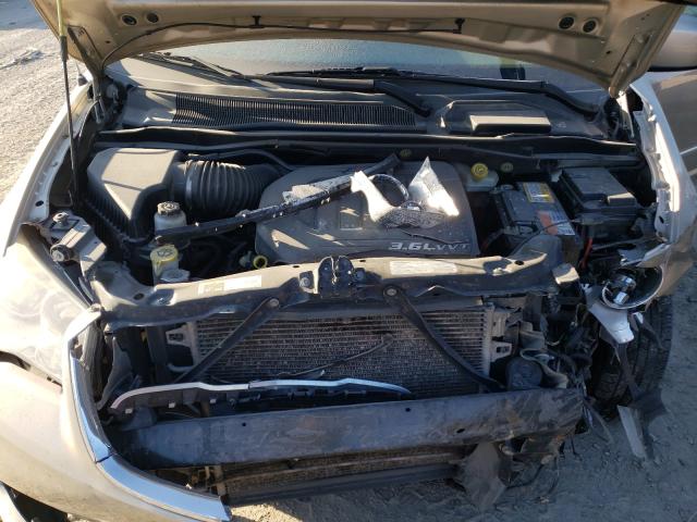 Photo 6 VIN: 2C4RC1BG3DR654601 - CHRYSLER TOWN &AMP COU 