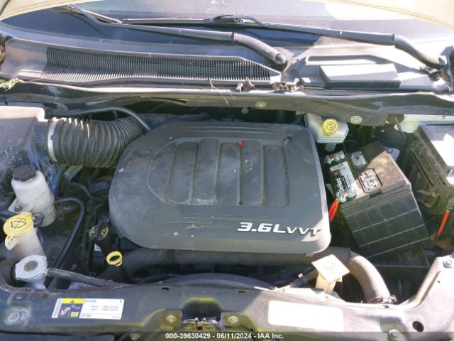 Photo 9 VIN: 2C4RC1BG3DR696671 - CHRYSLER TOWN AND COUNTRY 