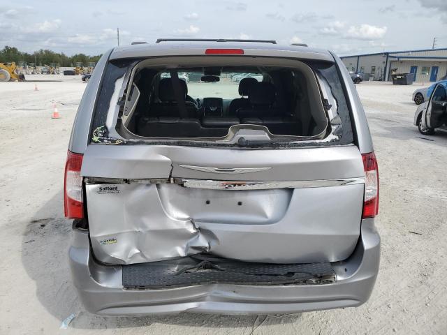 Photo 5 VIN: 2C4RC1BG3DR742662 - CHRYSLER TOWN & COU 