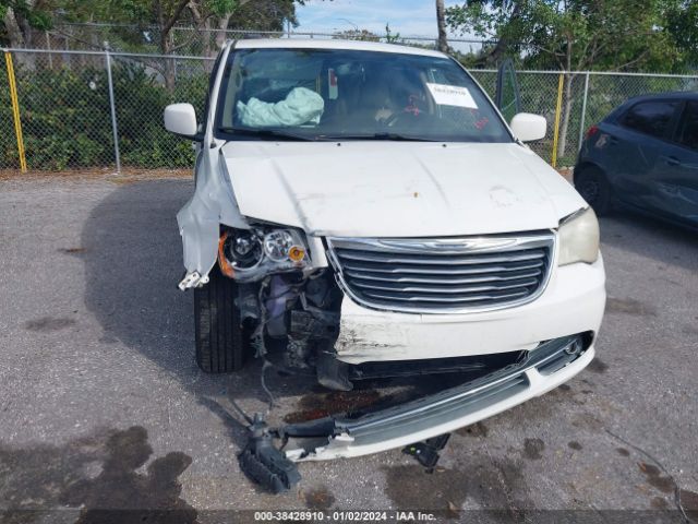 Photo 5 VIN: 2C4RC1BG3DR766900 - CHRYSLER TOWN & COUNTRY 