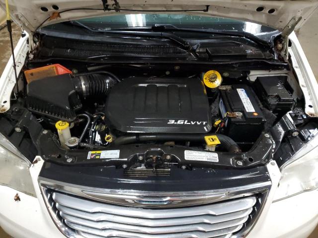 Photo 11 VIN: 2C4RC1BG3DR777198 - CHRYSLER TOWN & COU 