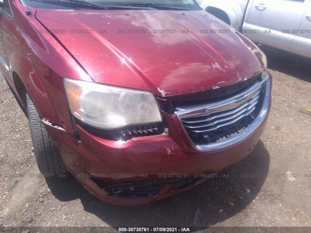 Photo 5 VIN: 2C4RC1BG3DR803220 - CHRYSLER TOWN & COUNTRY 