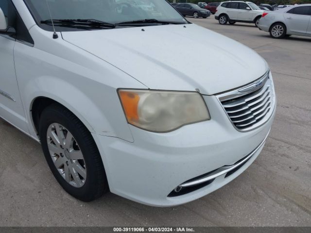 Photo 5 VIN: 2C4RC1BG3ER324197 - CHRYSLER TOWN & COUNTRY 