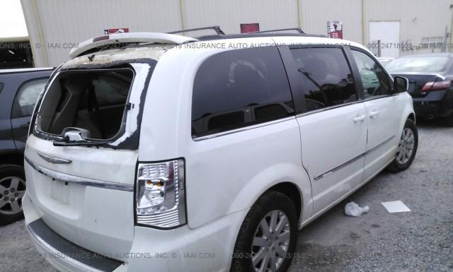 Photo 3 VIN: 2C4RC1BG3ER326127 - CHRYSLER TOWN AND COUNTRY 