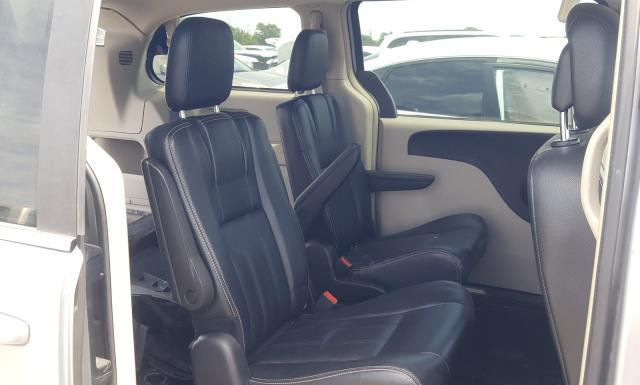 Photo 5 VIN: 2C4RC1BG3FR661728 - CHRYSLER TOWN AND COUNTRY 